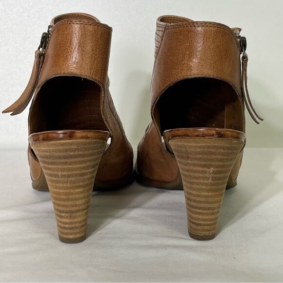 Paul Green Women's Cayanne Peep Toe High Heel Booties Size 7 - Picture 4 of 7